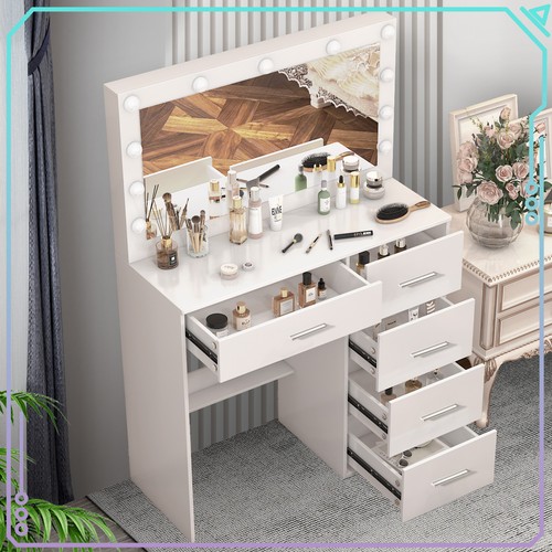 White dressing desk with - dressing,